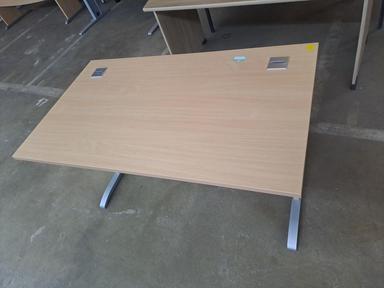 Bureau droit long