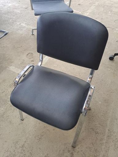 Chaise visiteur