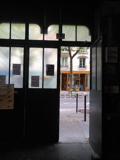 Porte vitrée métallique