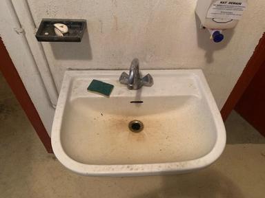 Lavabo sur pied