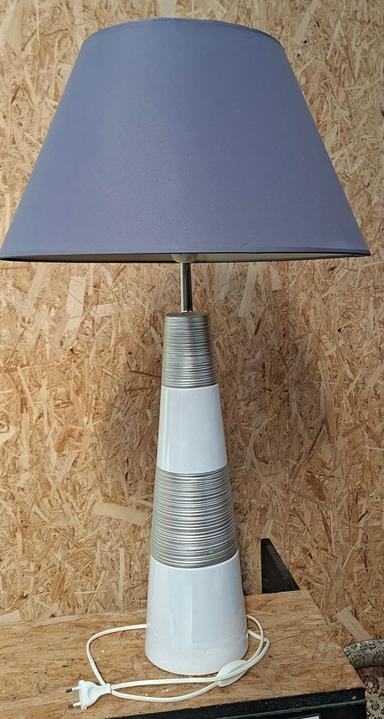 Lampe sur pied