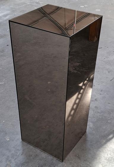 Sellette colonne en miroir