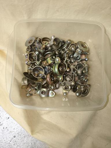 Collier de serrage pour tube