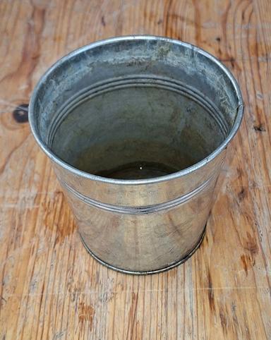 Cache pot